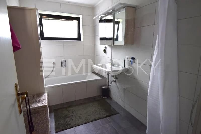 9-Zimmer-Haus kaufen in Linz – 265 m², € 950.000 – Bild 4 von 5