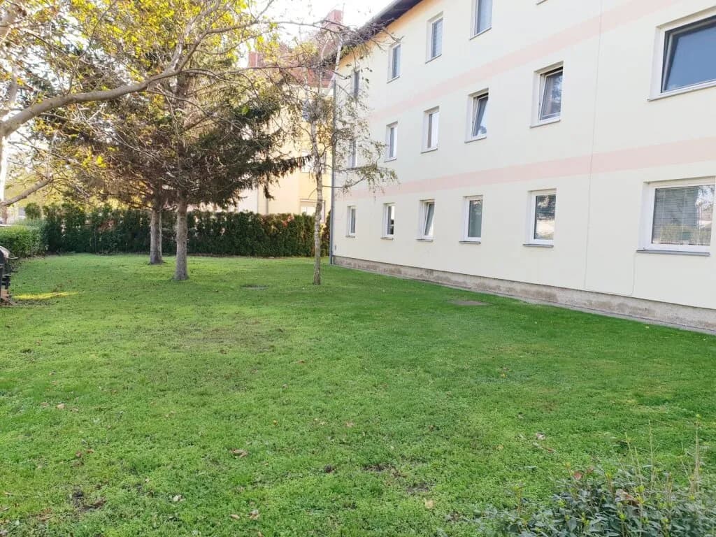 2-Zimmer-Immobilie mieten in Baden – 59,29 m², € 890