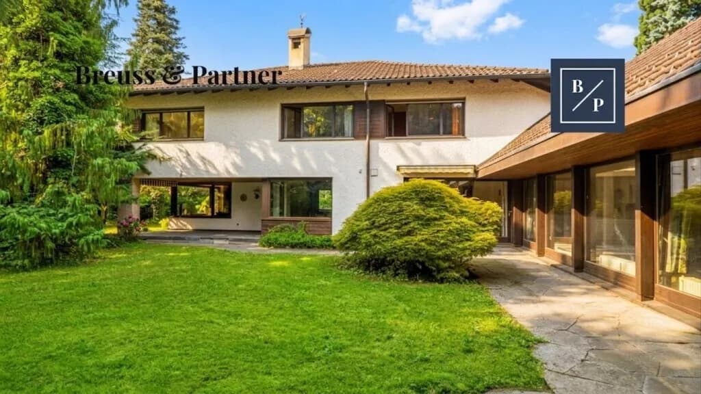 9-Zimmer-Immobilie kaufen in Dornbirn – 390 m², € 1.899.000 – Bild 1 von 16