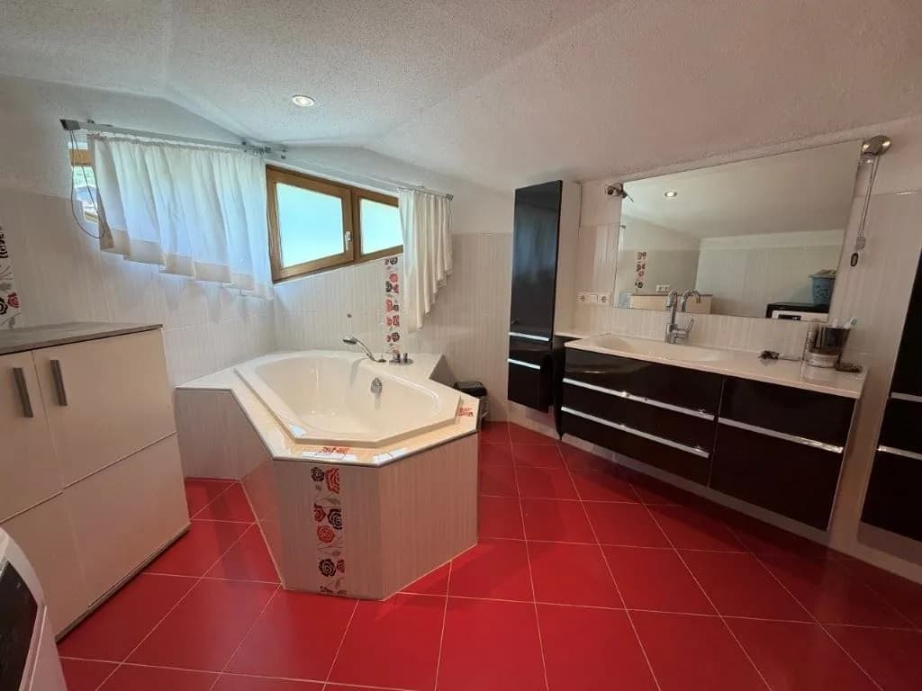 3-Zimmer-Wohnung kaufen in Lienz – 107 m², € 285.000 – Bild 3 von 16