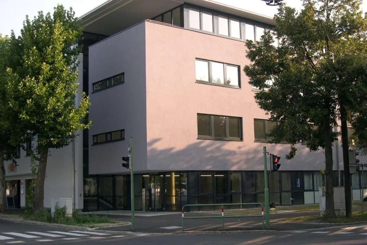 6-Zimmer-Gewerbeimmobilie kaufen in Wels – 153 m² – Bild 2 von 20