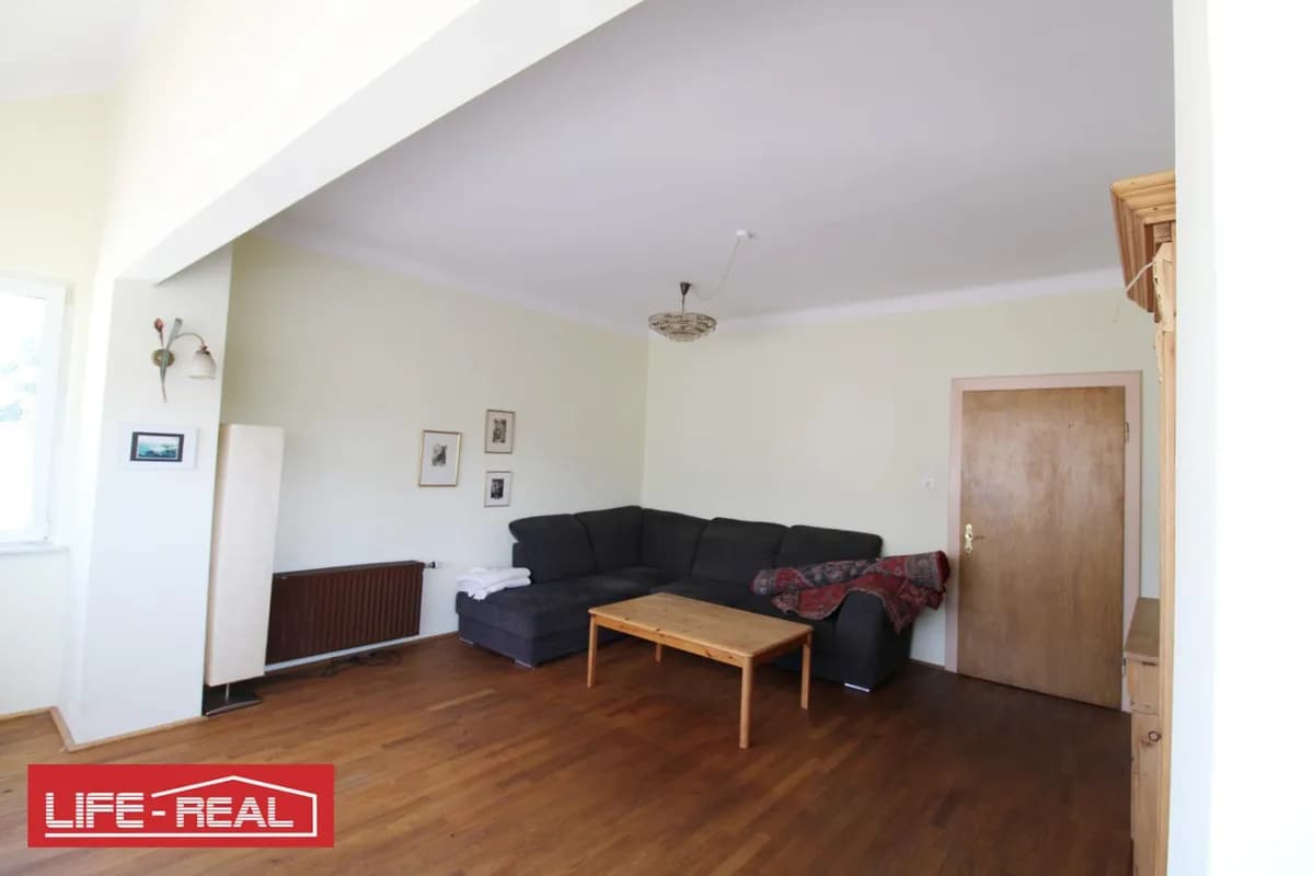 3-Zimmer-Wohnung mieten in Urfahr-Umgebung – 113 m², € 1.200 – Bild 1 von 16