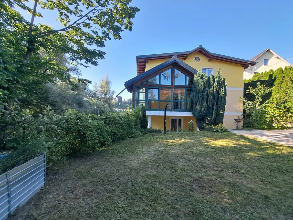 6-Zimmer-Wohnung mieten in Linz Land – 110 m², € 1.500 – Bild 2 von 8