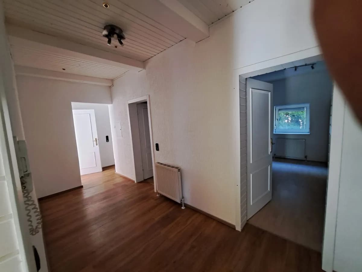 6-Zimmer-Wohnung mieten in Linz Land – 110 m², € 1.500 – Bild 6 von 8
