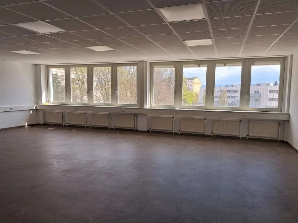 Gewerbeimmobilie mieten in Sankt Pölten – 114 m², € 10 – Bild 7 von 7