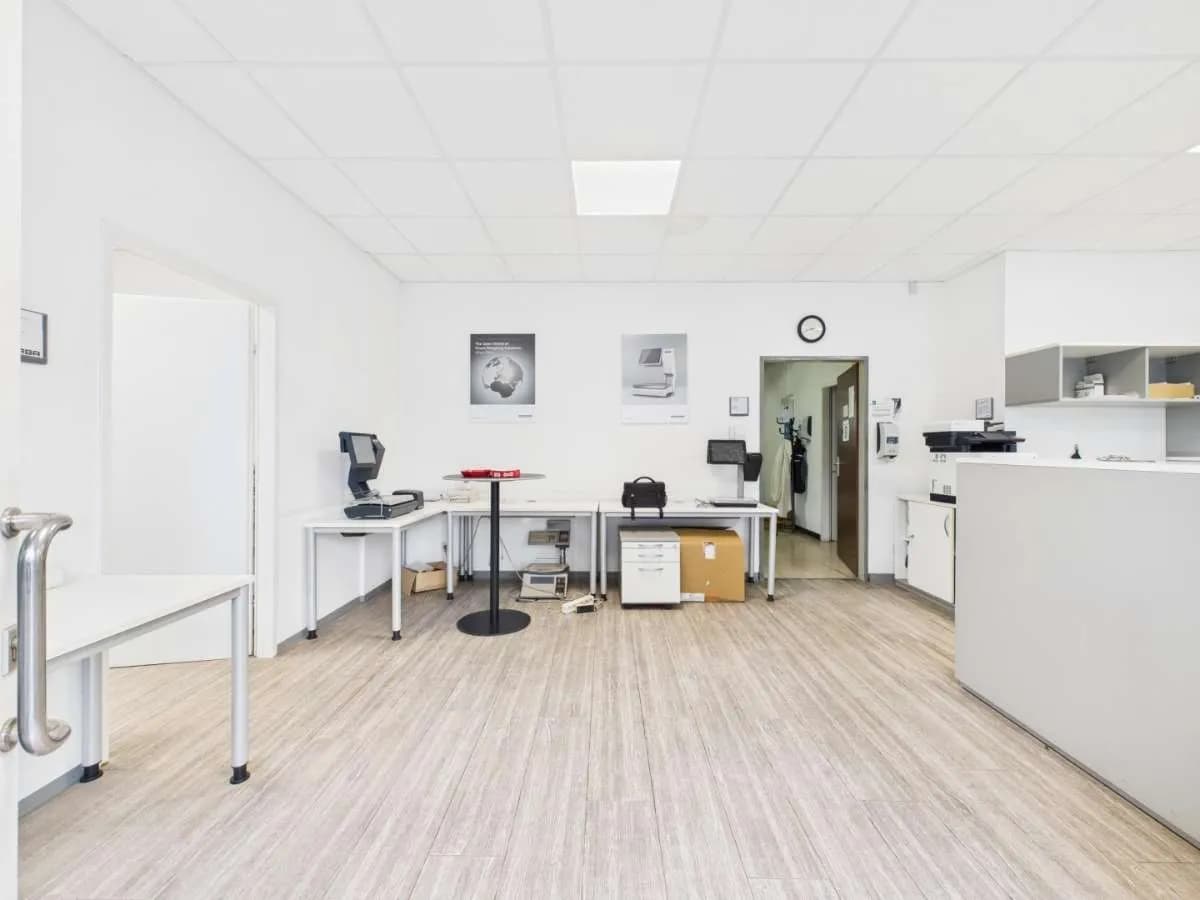 Gewerbeimmobilie kaufen in Linz – 215 m², € 345.000 – Bild 1 von 7