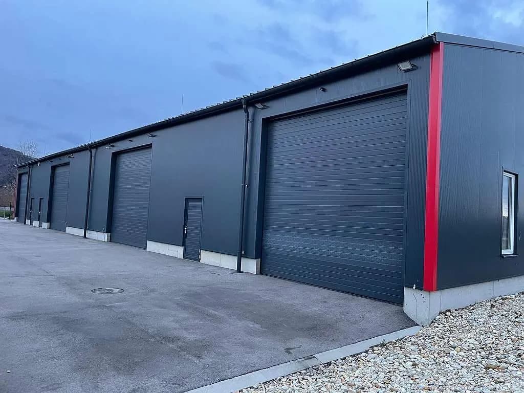Gewerbeimmobilie mieten in Korneuburg – 275 m², € 3.000