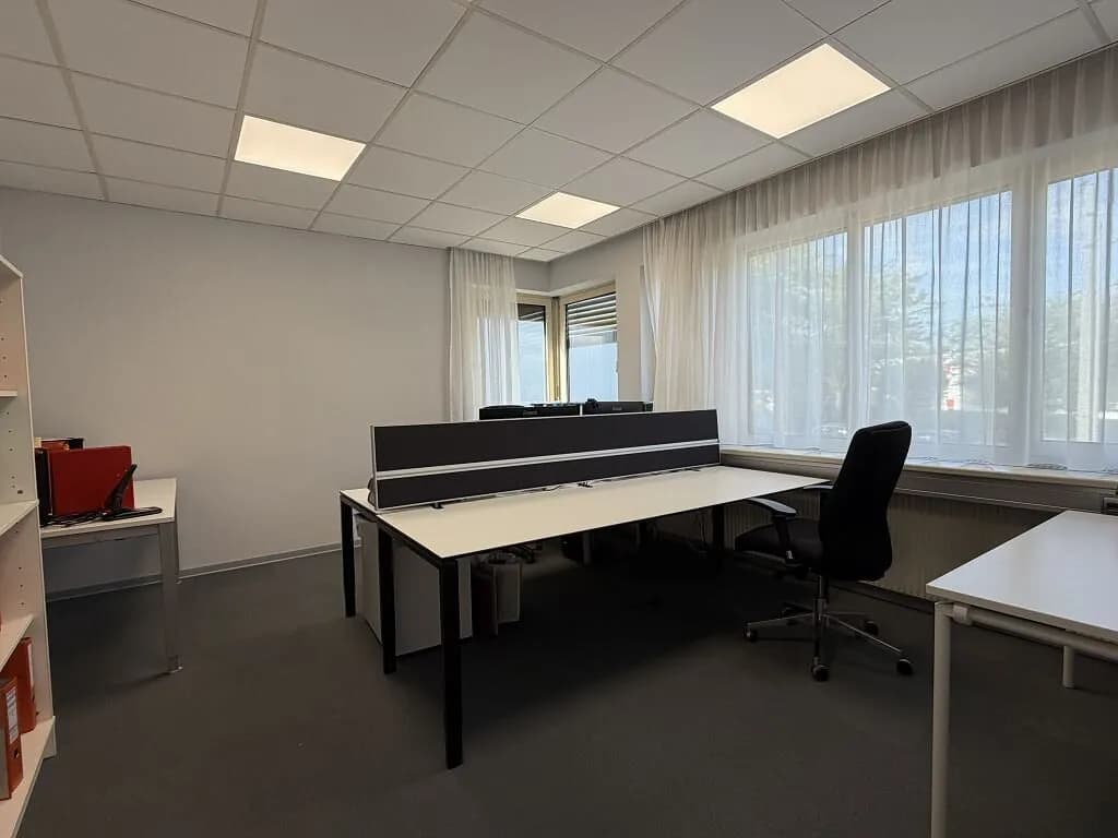 4-Zimmer-Gewerbeimmobilie mieten in Wien – 168 m², € 1.787 – Bild 12 von 39