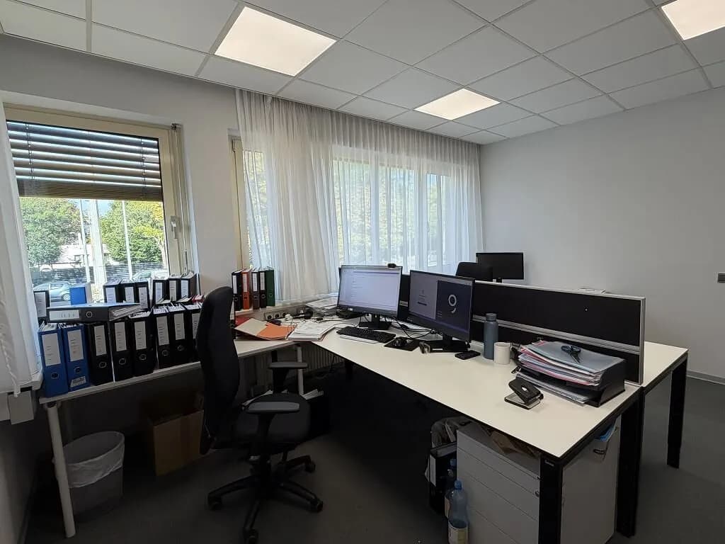 4-Zimmer-Gewerbeimmobilie mieten in Wien – 168 m², € 1.787 – Bild 13 von 39