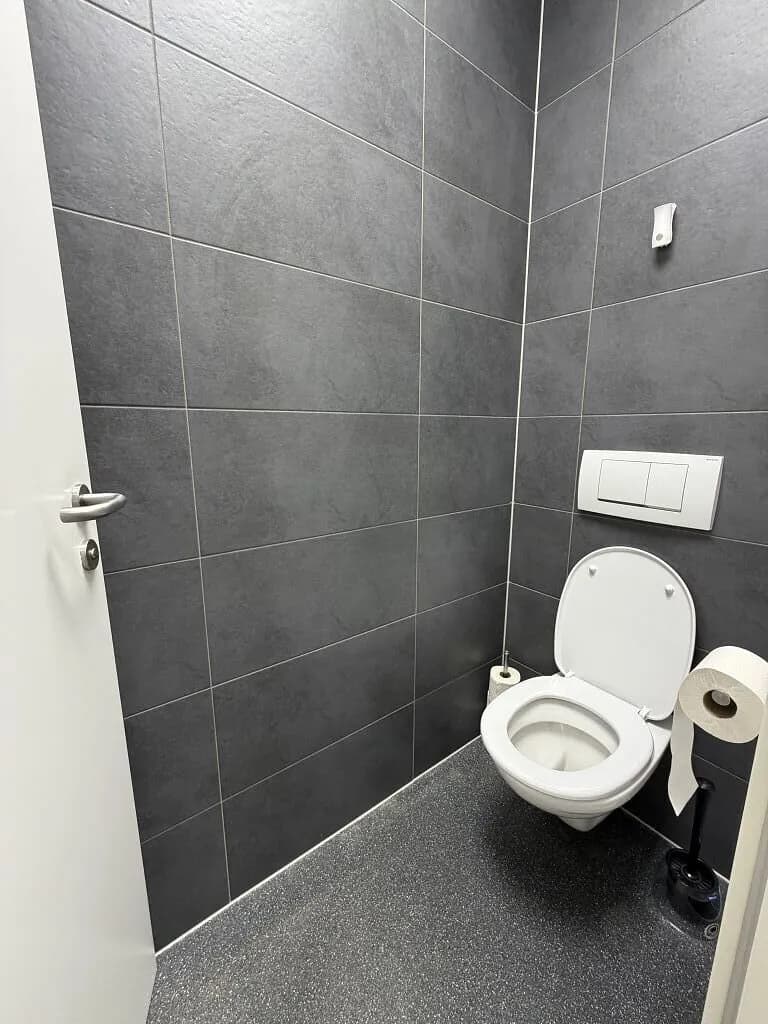 4-Zimmer-Gewerbeimmobilie mieten in Wien – 168 m², € 1.787 – Bild 36 von 39