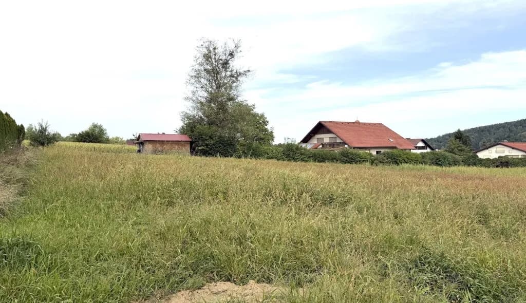Grundstück kaufen in Leibnitz – 1 133 m², € 107.600 – Bild 1 von 4