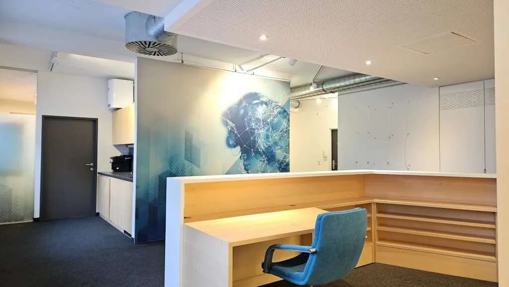 5-Zimmer-Gewerbeimmobilie mieten in Innsbruck – 174 m², € 2.772 – Bild 1 von 7