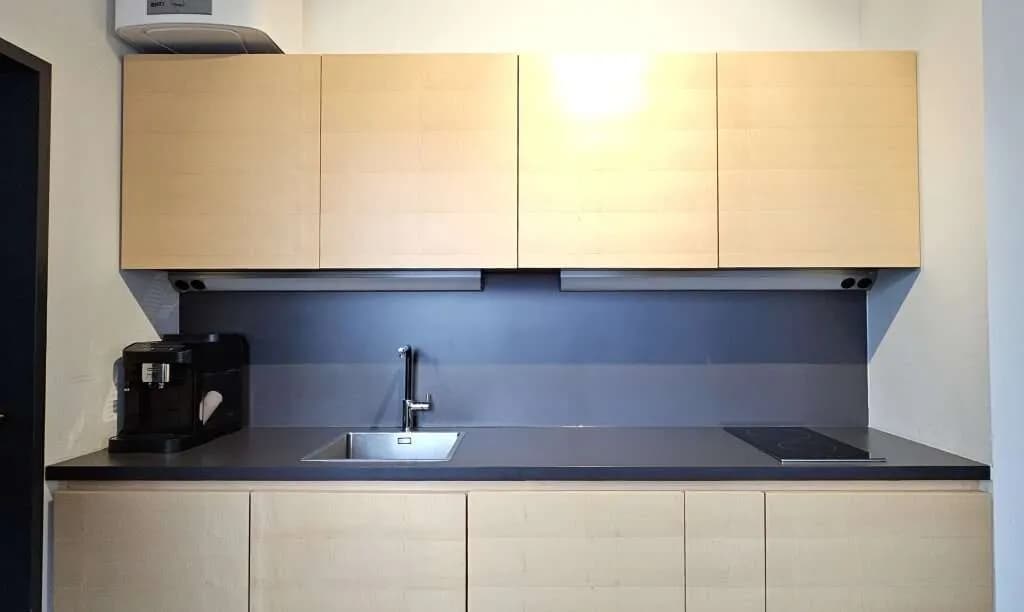 5-Zimmer-Gewerbeimmobilie mieten in Innsbruck – 174 m², € 2.772 – Bild 4 von 7