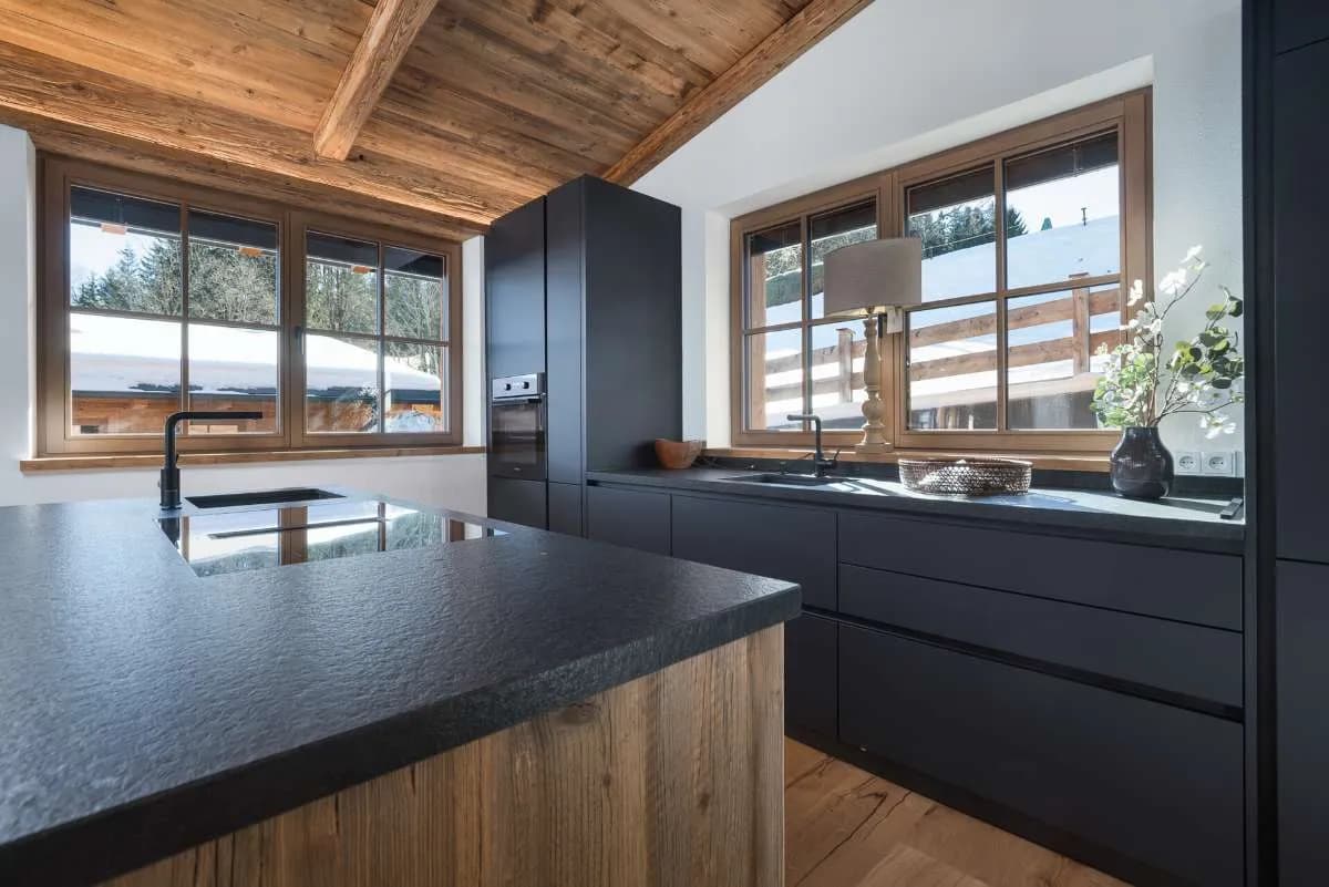 5-Zimmer-Haus kaufen in Kitzbühel – 264,7 m², € 3.950.000 – Bild 3 von 13