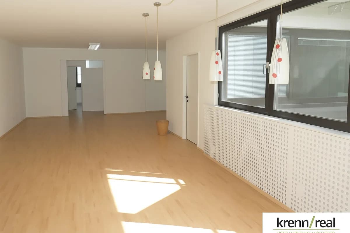 Gewerbeimmobilie mieten in Linz – 327 m², € 2.168 – Bild 2 von 10