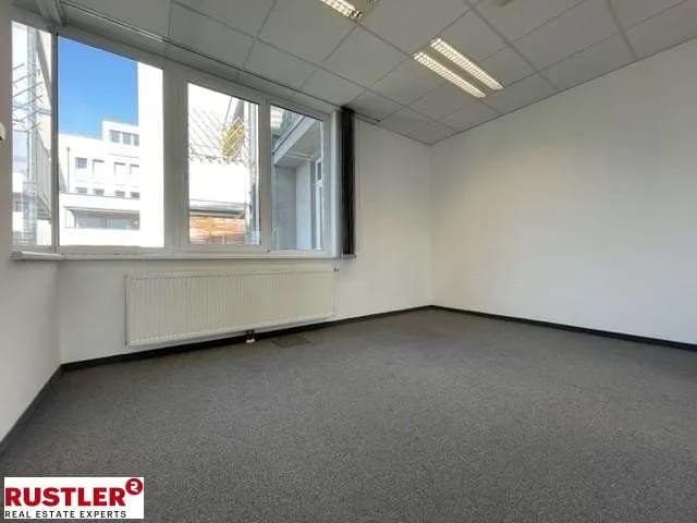 Gewerbeimmobilie mieten in Linz – 327 m², € 2.168 – Bild 6 von 10