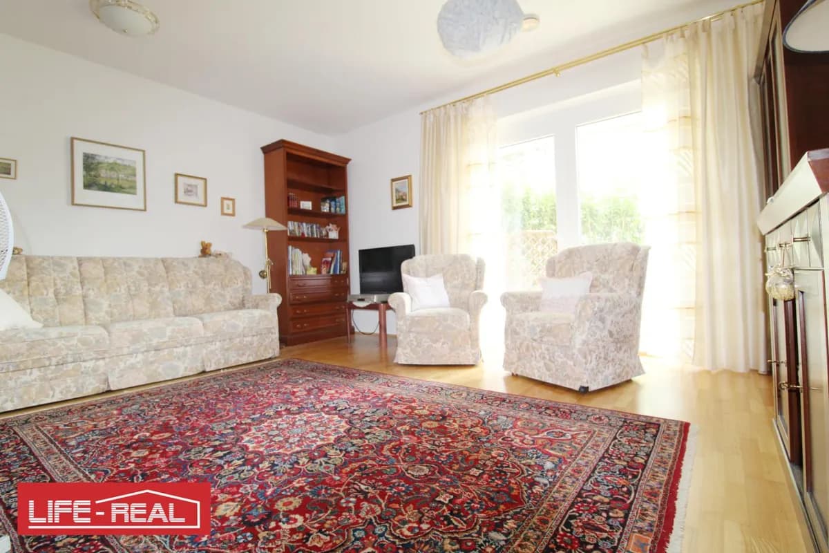 2-Zimmer-Wohnung kaufen in Perg – 50 m², € 165.000 – Bild 1 von 12