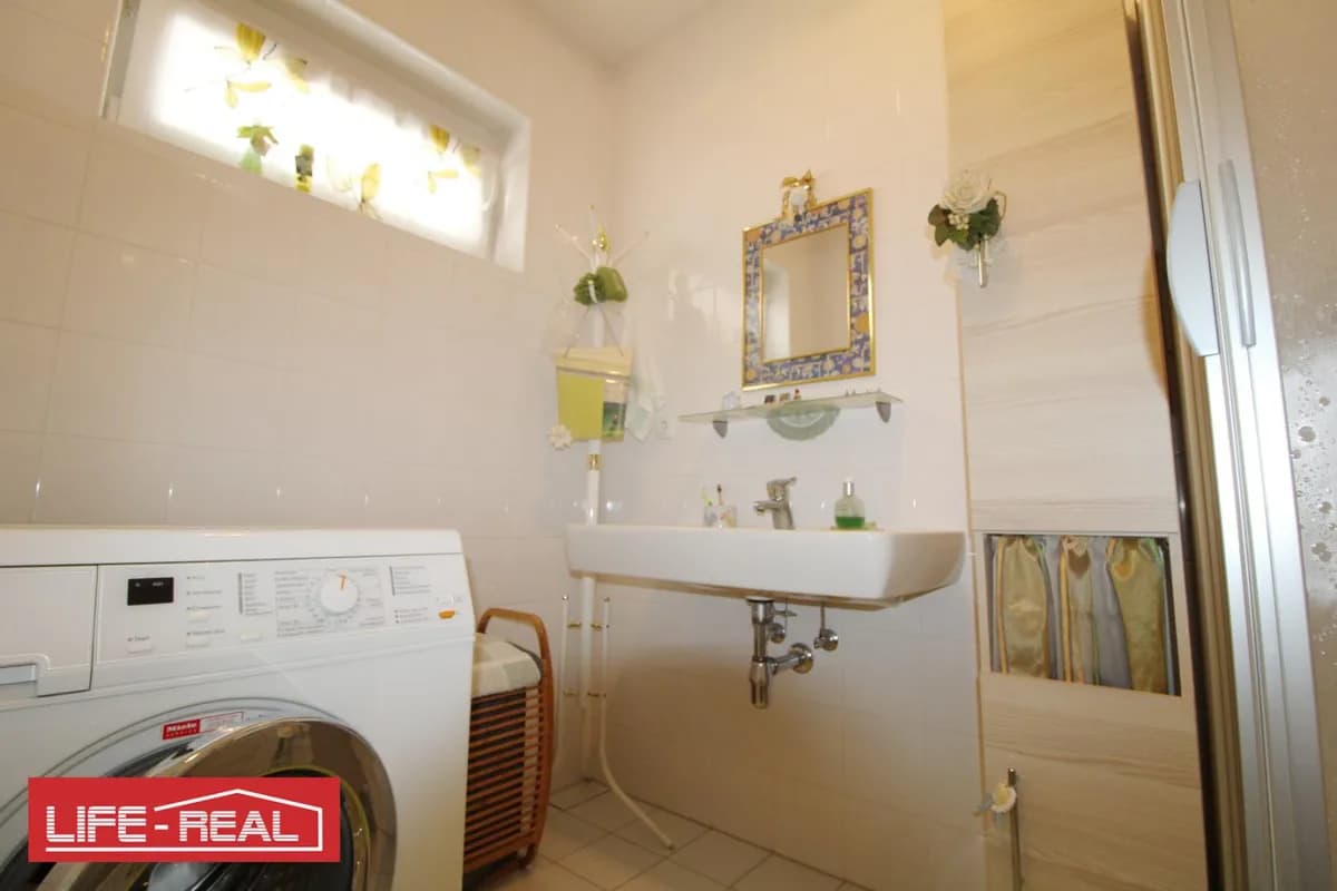 2-Zimmer-Wohnung kaufen in Perg – 50 m², € 165.000 – Bild 5 von 12