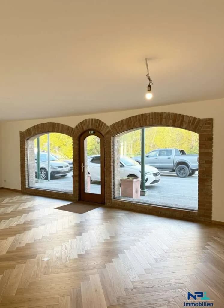 2-Zimmer-Gewerbeimmobilie mieten in Baden – 79 m², € 1.558 – Bild 5 von 11