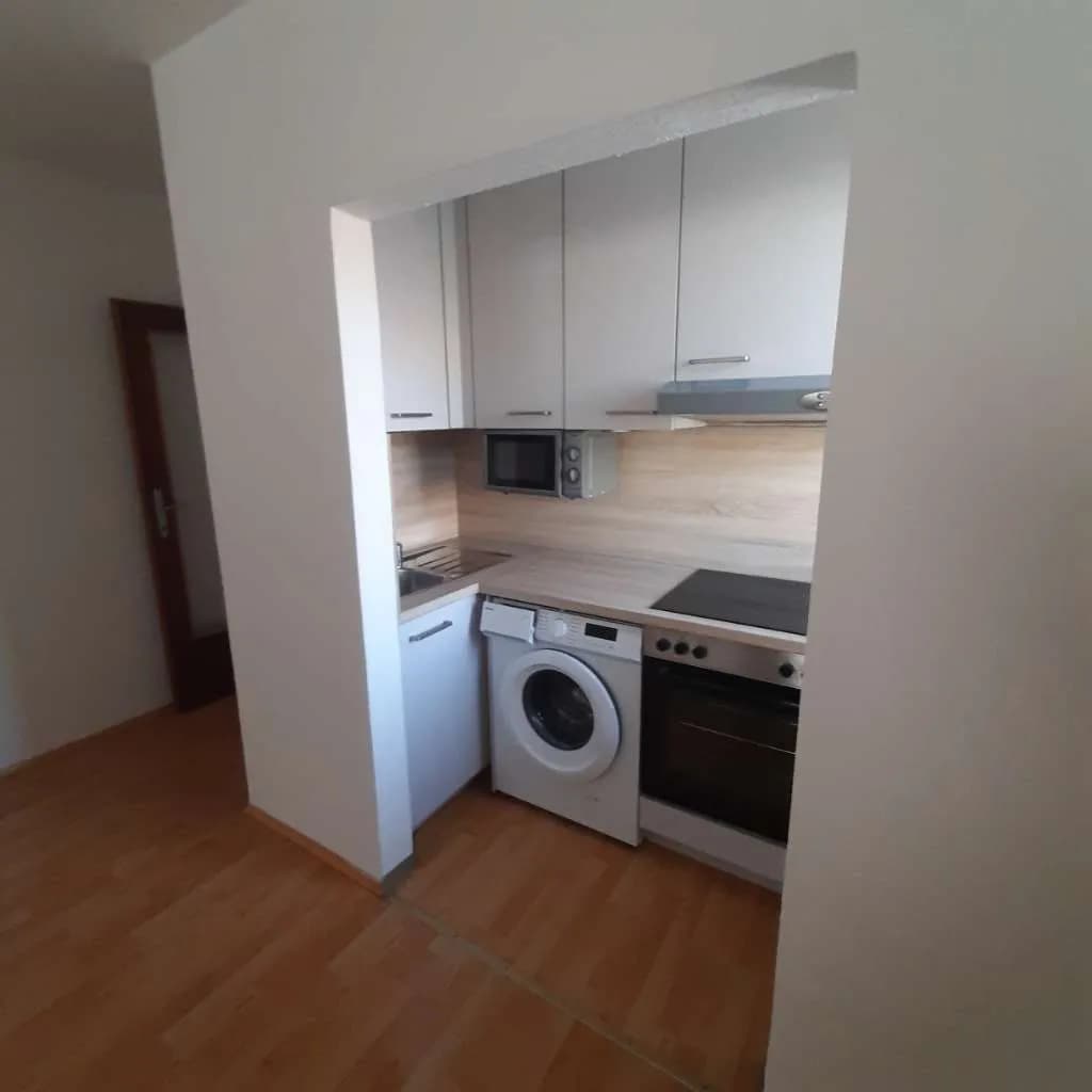 1-Zimmer-Wohnung mieten in Innsbruck – 32 m², € 850 – Bild 5 von 9
