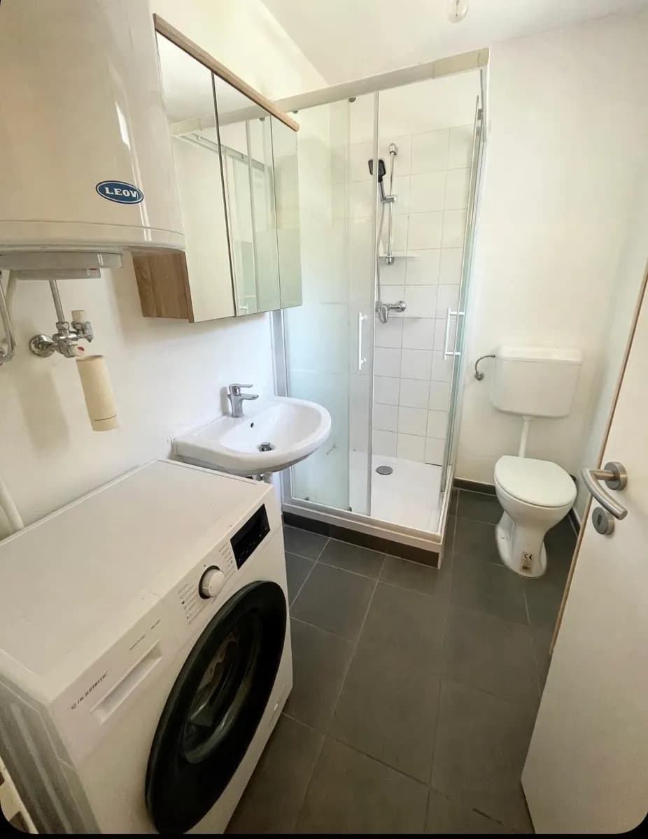 2-Zimmer-Wohnung mieten in Neunkirchen – 45 m², € 437 – Bild 6 von 6