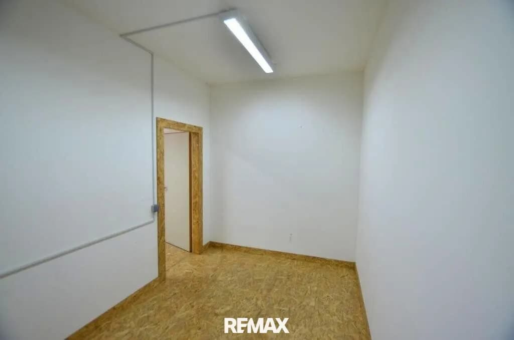 Immobilie mieten in Baden – 421 m², € 1.495 – Bild 7 von 10