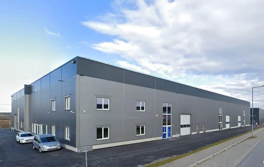 Gewerbeimmobilie mieten in Mistelbach – 854 m², € 7 – Bild 2 von 8