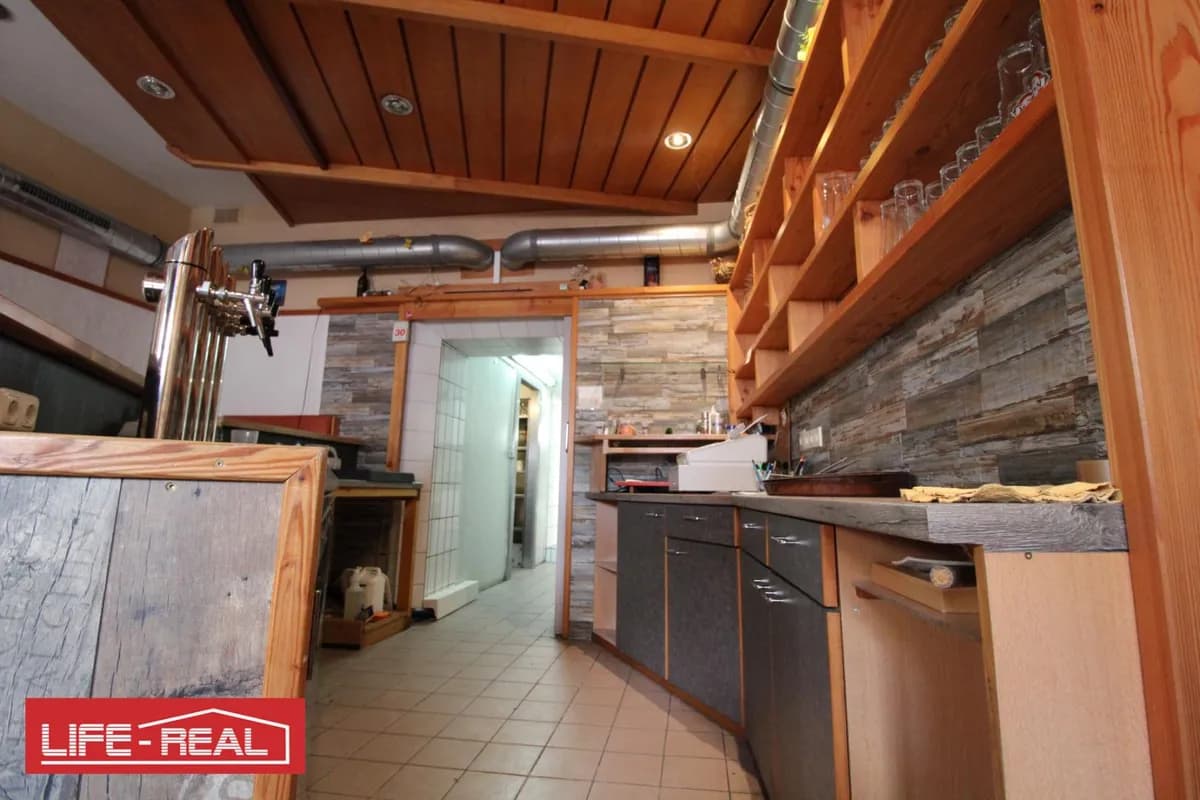 Gewerbeimmobilie mieten in Freistadt – 100 m², € 833 – Bild 2 von 7