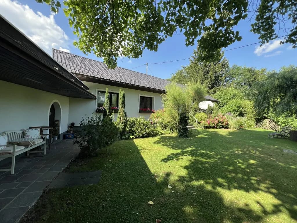 Haus kaufen in Vöcklabruck – 138 m² – Bild 3 von 6