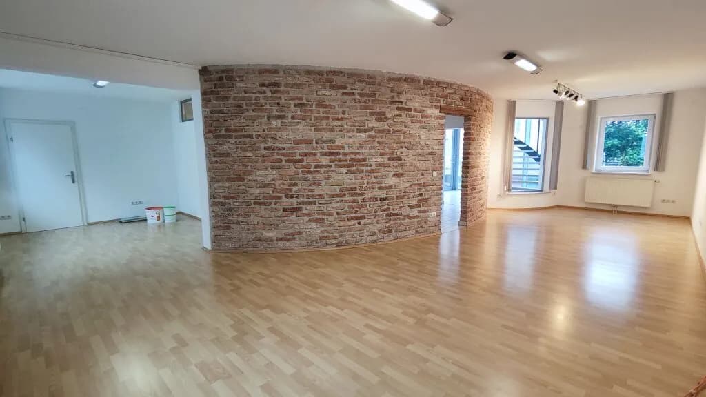 Gewerbeimmobilie mieten in Neunkirchen – 183 m², € 2.080 – Bild 7 von 16