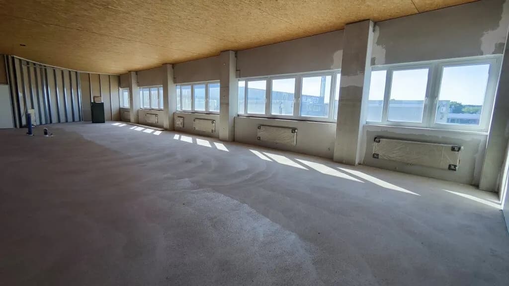 Gewerbeimmobilie mieten in Neunkirchen – 72 m², € 869 – Bild 2 von 8