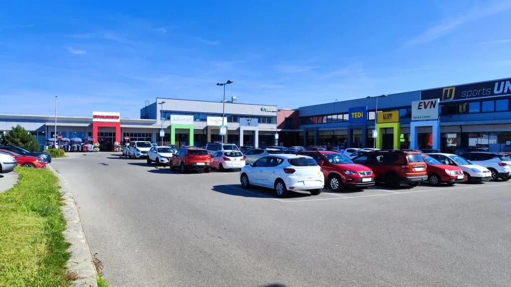 Gewerbeimmobilie mieten in Neunkirchen – 72 m², € 869 – Bild 4 von 8