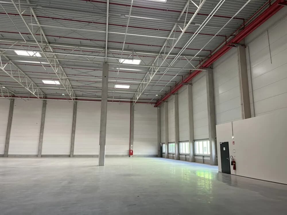 Gewerbeimmobilie mieten in Wien – 6 000 m² – Bild 8 von 8
