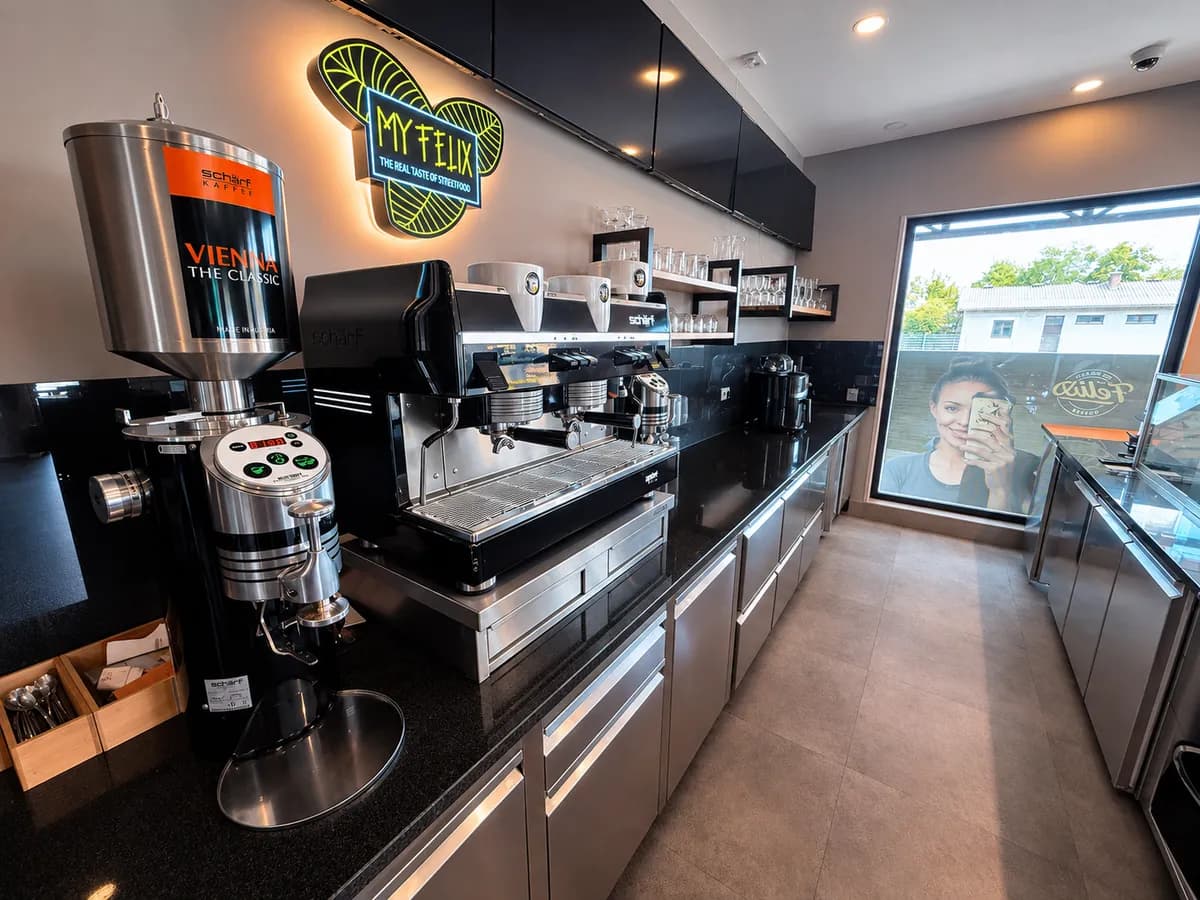 Gewerbeimmobilie mieten in Wiener Neustadt Land – 120 m², € 900 – Bild 6 von 6