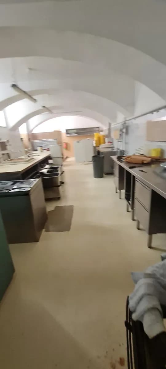 2-Zimmer-Gewerbeimmobilie mieten in Wien – 100 m², € 700 – Bild 2 von 10