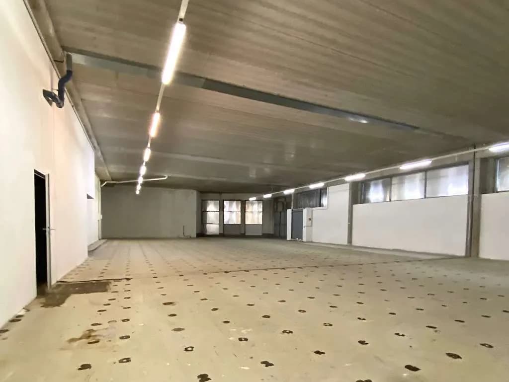 Gewerbeimmobilie mieten in Wien – 1 387 m², € 27.671 – Bild 5 von 14
