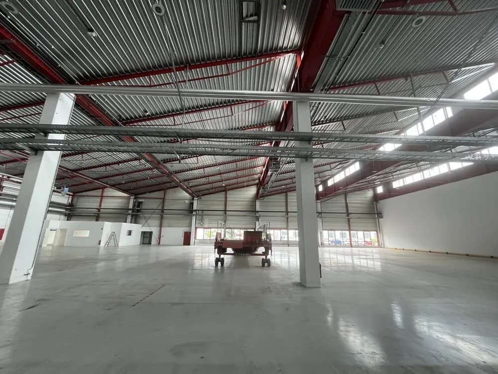 Gewerbeimmobilie mieten in Tulln – 7 500 m² – Bild 1 von 7