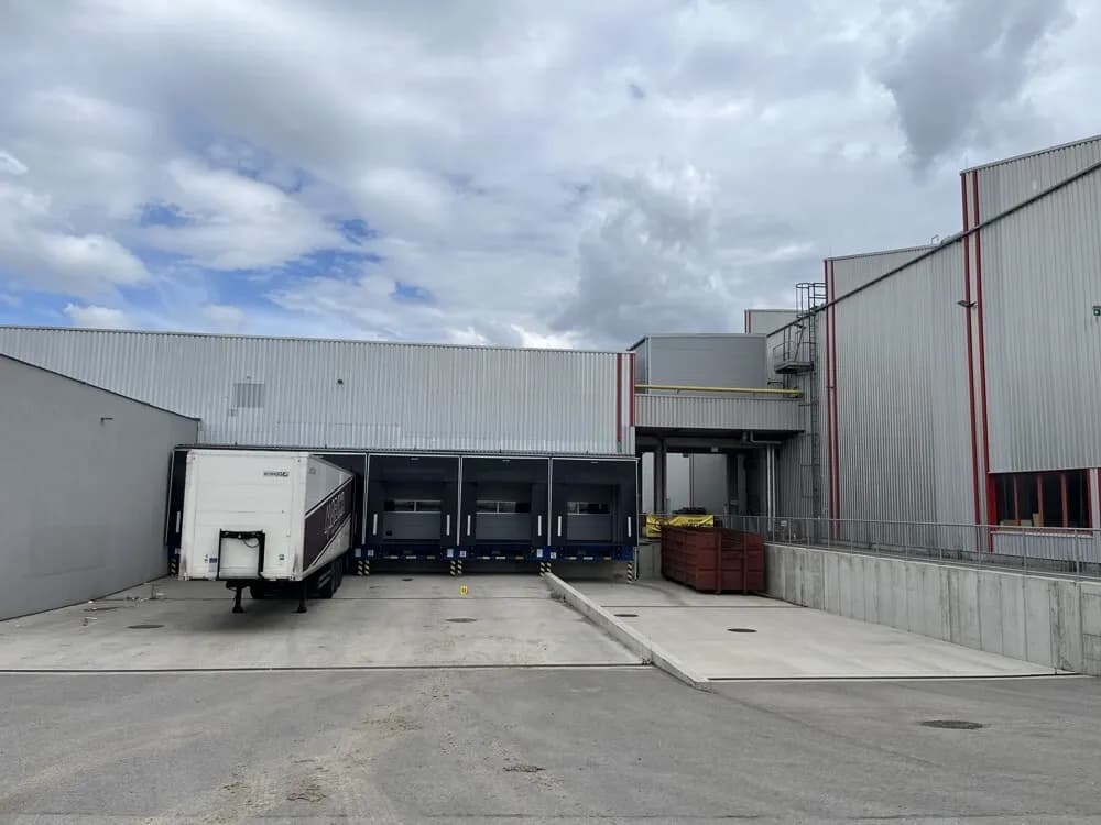 Gewerbeimmobilie mieten in Tulln – 7 500 m² – Bild 6 von 7