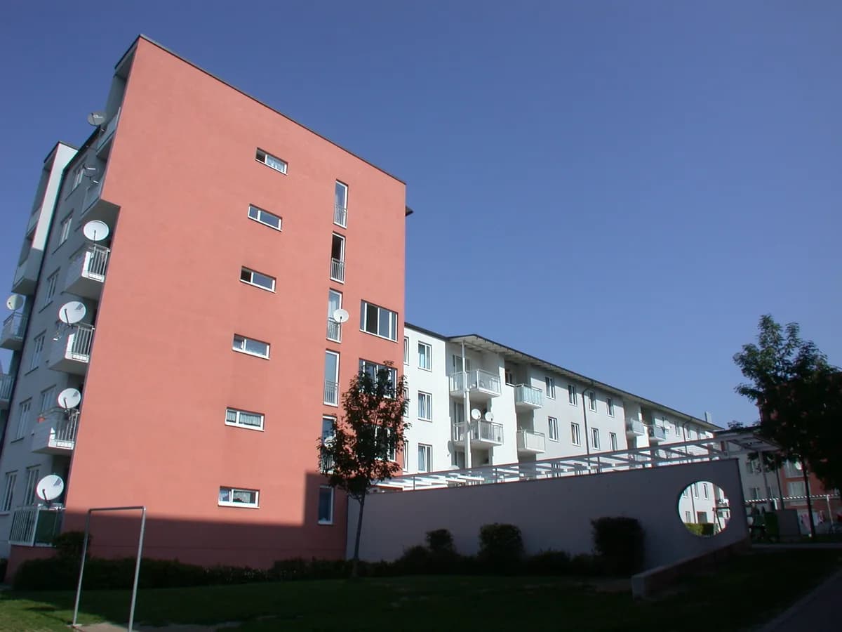 2-Zimmer-Wohnung mieten in Wels – 60,63 m², € 824 – Bild 2 von 2