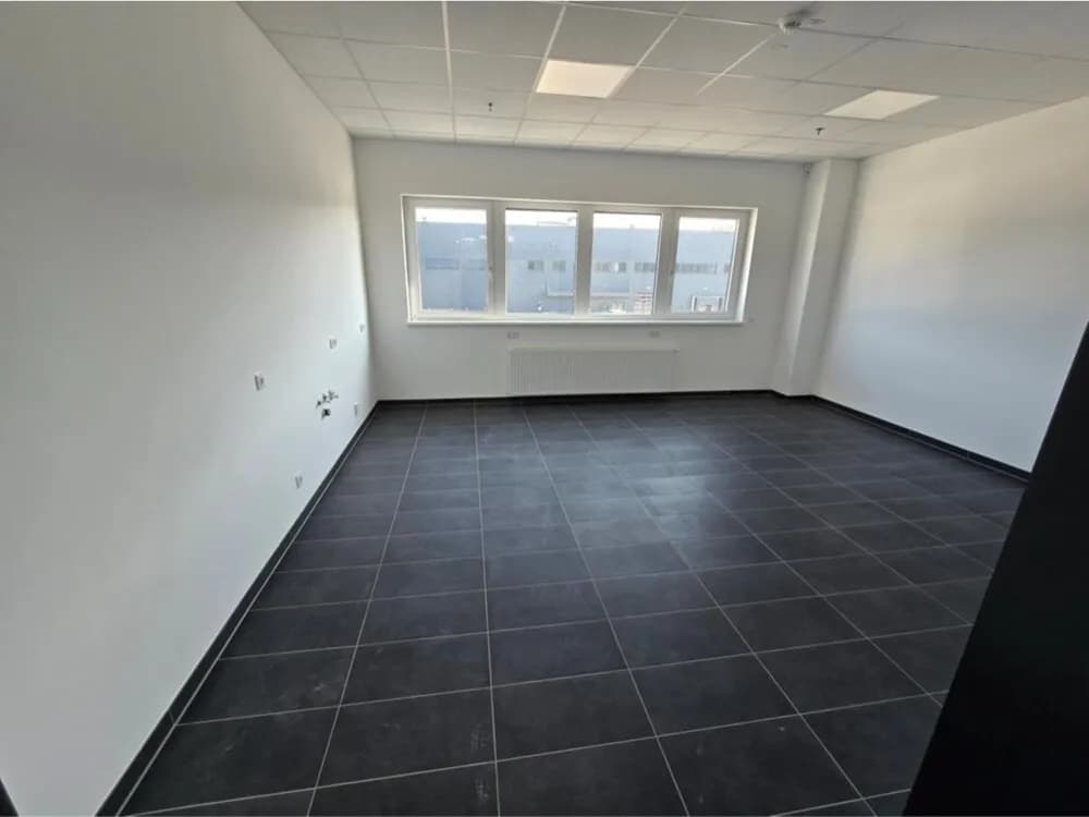 Gewerbeimmobilie mieten in Bruck an der Leitha – 387 m² – Bild 5 von 6