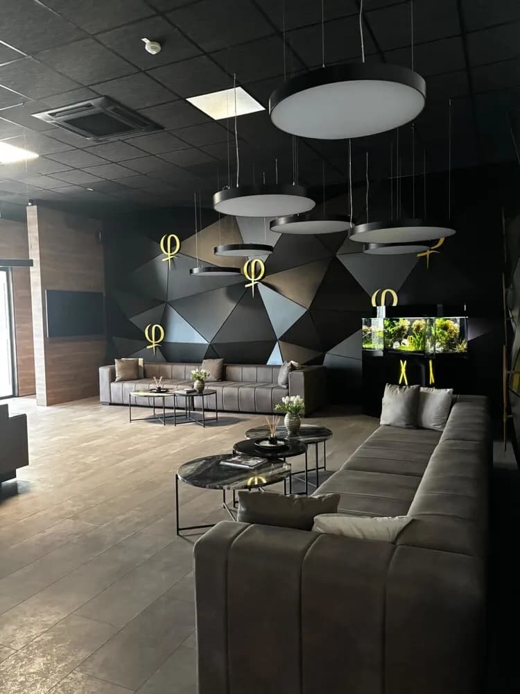 Gewerbeimmobilie mieten in Wien – 4 270 m² – Bild 2 von 12