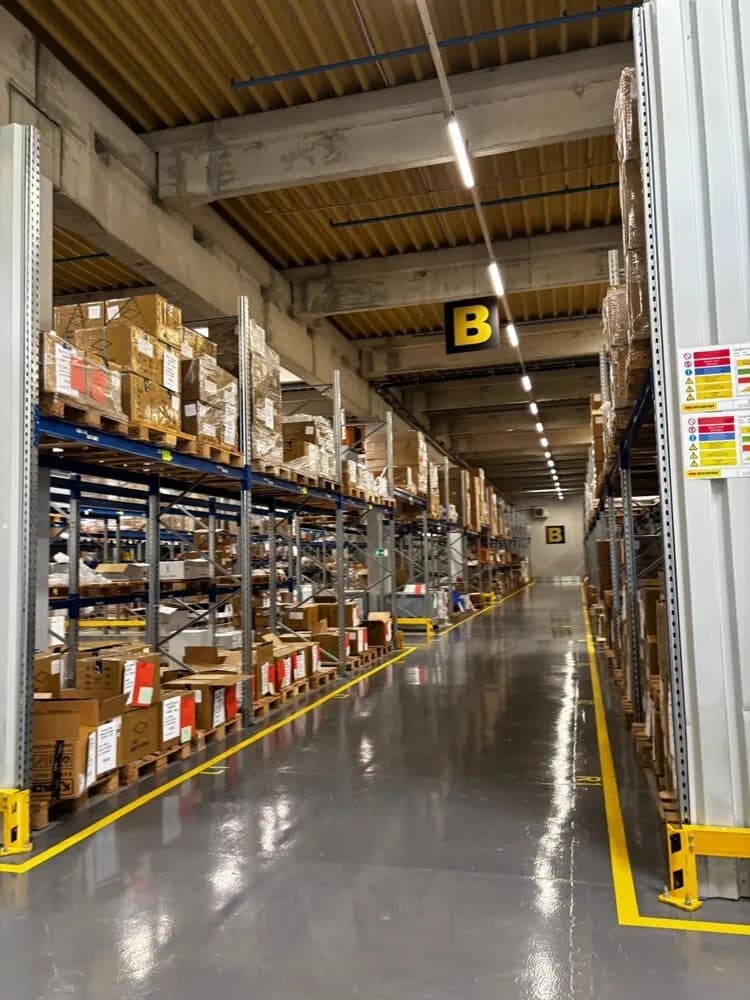 Gewerbeimmobilie mieten in Wien – 4 270 m² – Bild 10 von 12