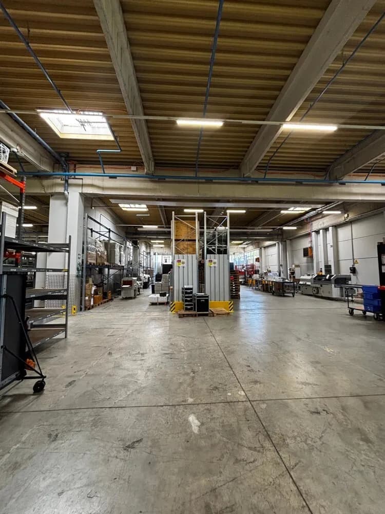 Gewerbeimmobilie mieten in Wien – 4 270 m² – Bild 12 von 12