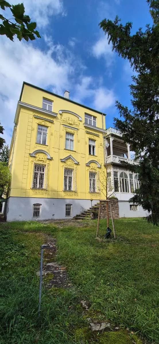 6-Zimmer-Wohnung kaufen in Wien – 270 m², € 1.550.000 – Bild 1 von 15