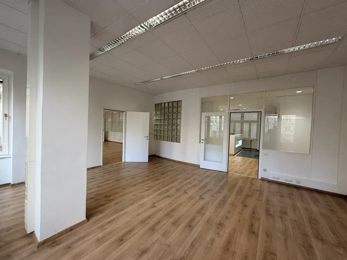 5-Zimmer-Gewerbeimmobilie mieten in Wien – 250 m², € 3.490 – Bild 6 von 13