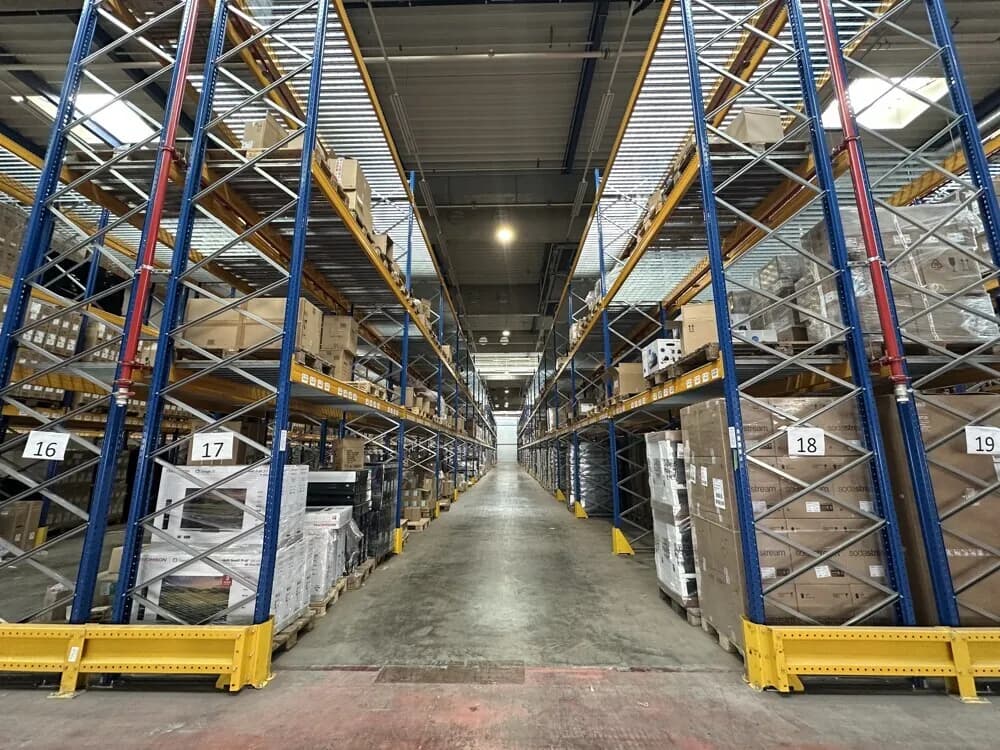 Gewerbeimmobilie mieten in Wien – 22 040 m² – Bild 7 von 12