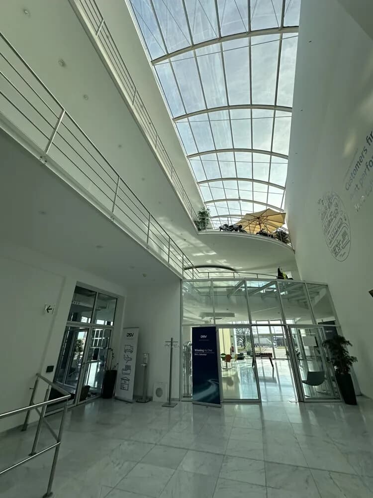 Gewerbeimmobilie mieten in Wien – 22 040 m² – Bild 11 von 12