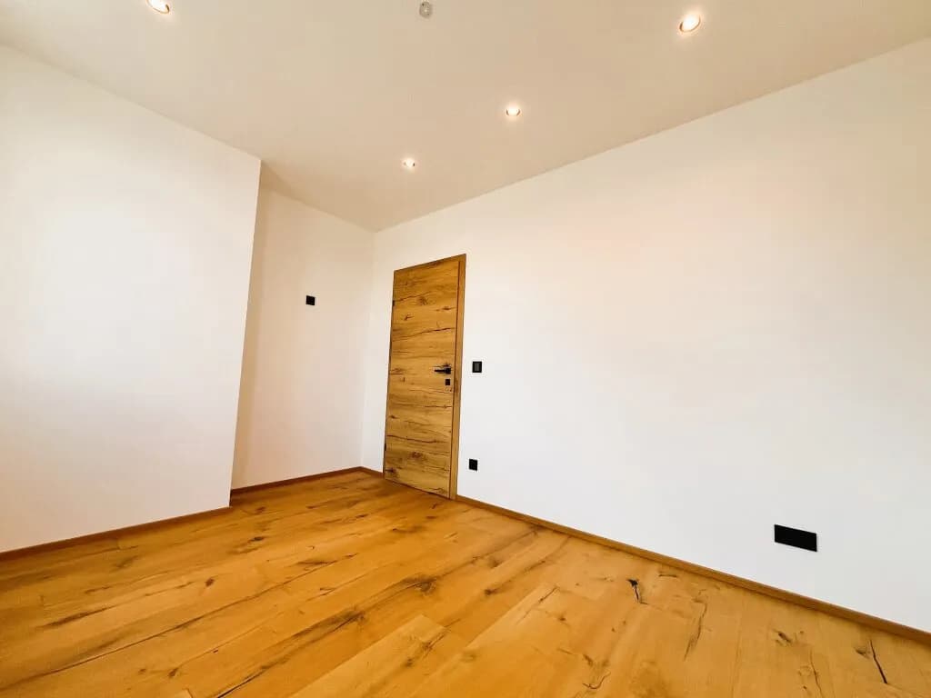 5-Zimmer-Gewerbeimmobilie kaufen in Innsbruck-Land – 154 m², € 1.295.000 – Bild 47 von 56