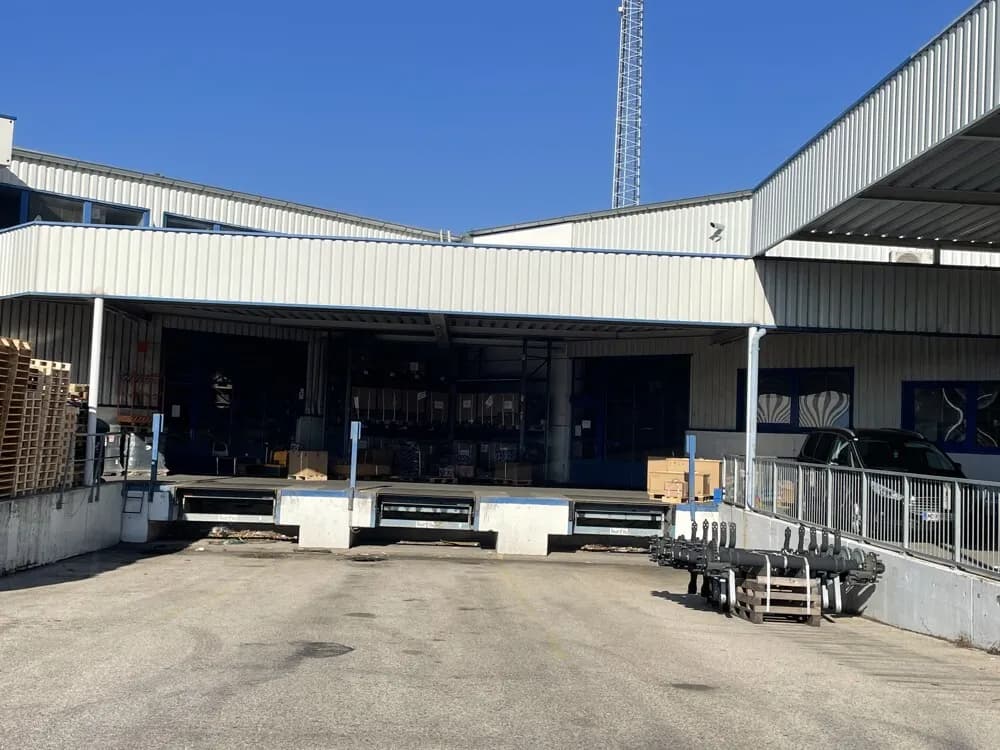 Gewerbeimmobilie mieten in Mödling – 4 180 m² – Bild 4 von 13