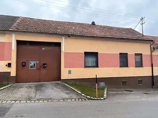 11-Zimmer-Gewerbeimmobilie kaufen in Bruck an der Leitha – 365 m², € 495.000 – Bild 1 von 14